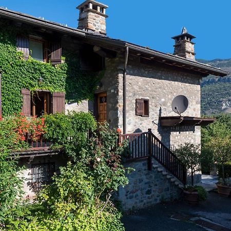 La Posta Apartment Saint Marcel Екстериор снимка
