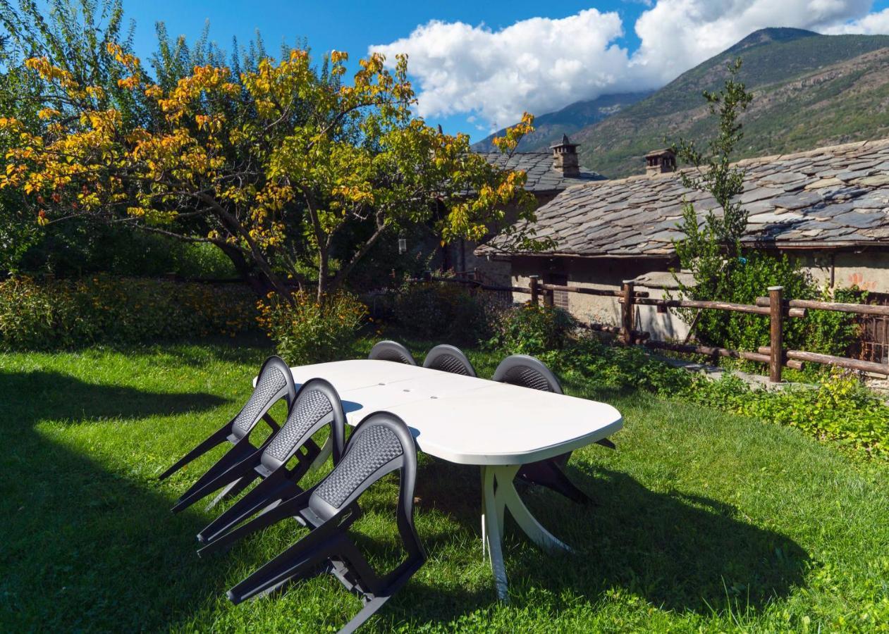 La Posta Apartment Saint Marcel Екстериор снимка